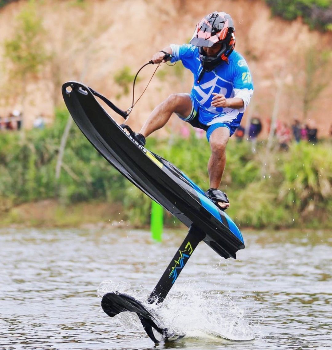 electric powered surfboard hydrofoil
